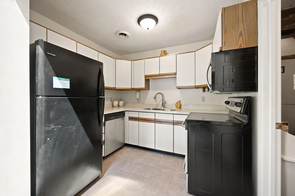 91-3 Woodson Bend Resort Bronston KY 42518