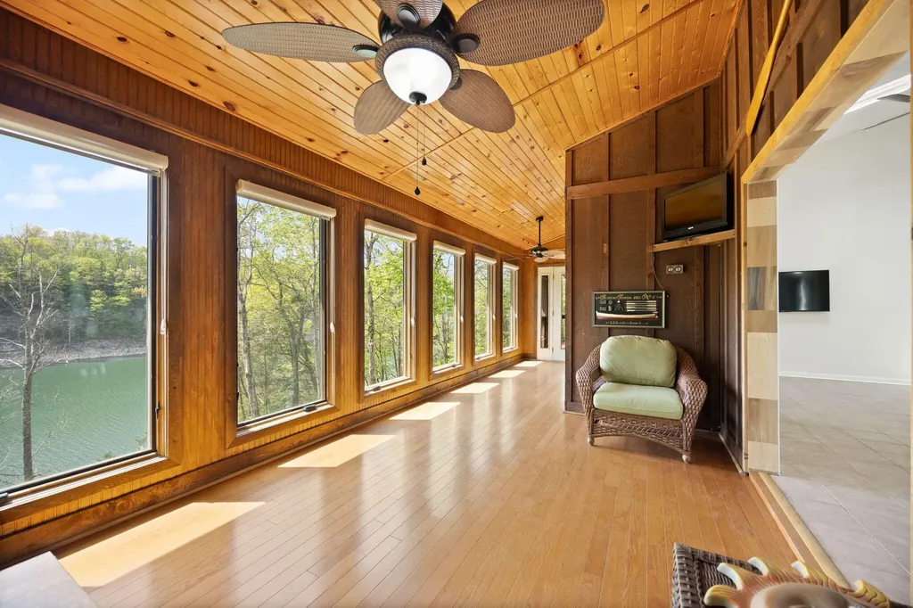 91-3 Woodson Bend Resort Bronston KY 42518