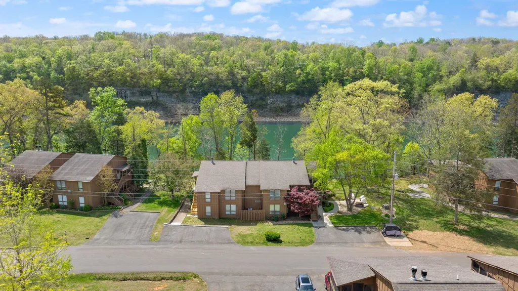 91-3 Woodson Bend Resort Bronston KY 42518