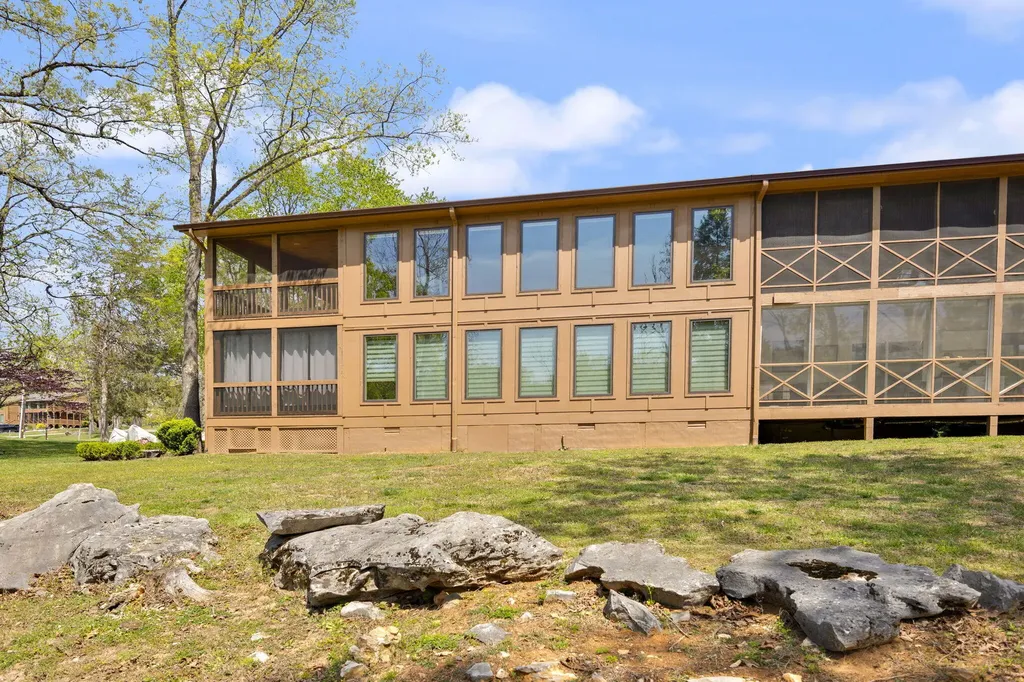91-3 Woodson Bend Resort Bronston KY 42518