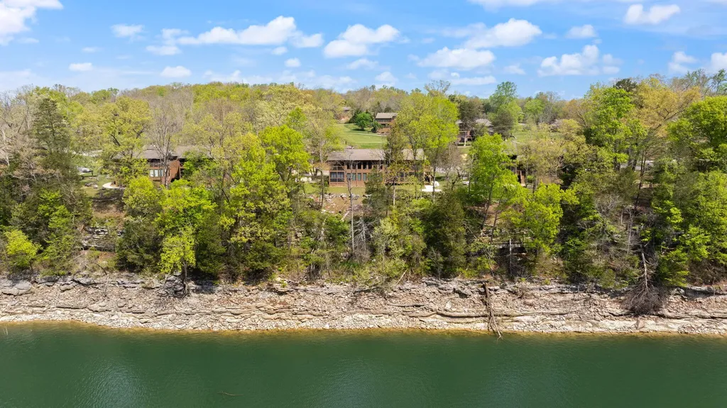 91-3 Woodson Bend Resort Bronston KY 42518