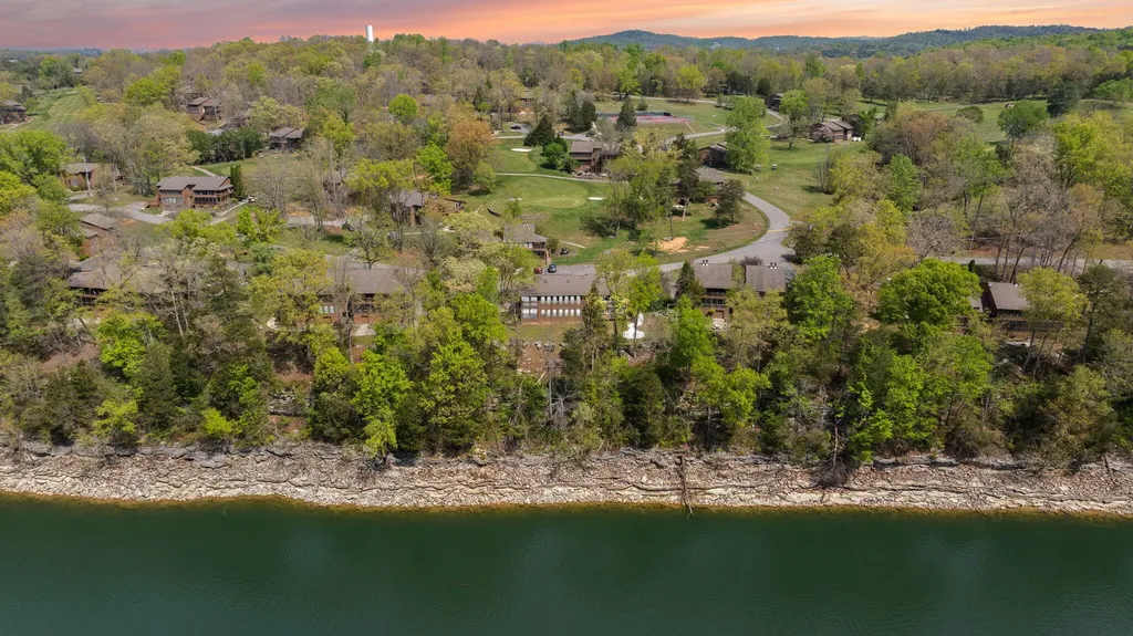 91-3 Woodson Bend Resort Bronston KY 42518