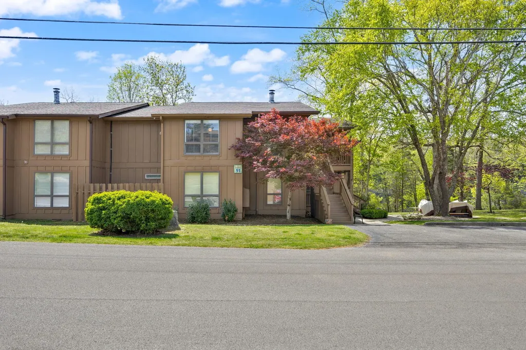 91-3 Woodson Bend Resort Bronston KY 42518
