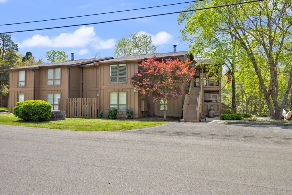 91-3 Woodson Bend Resort Bronston KY 42518