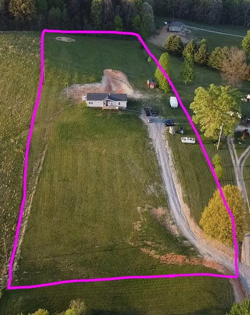 41 Bluebird Lane Kings Mountain KY 40442