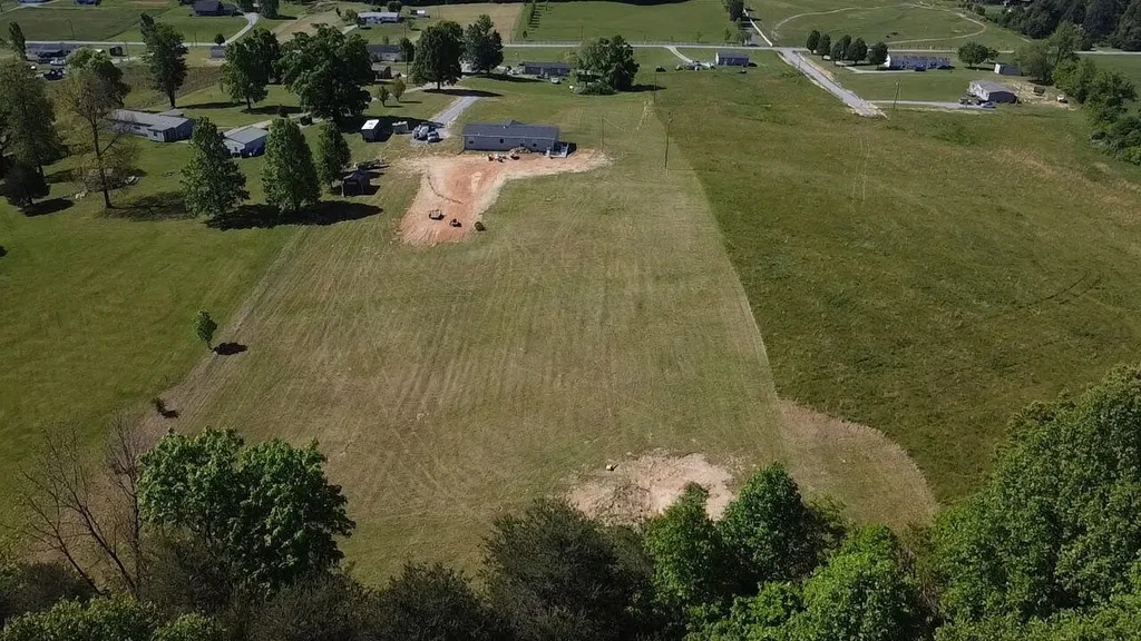 41 Bluebird Lane Kings Mountain KY 40442