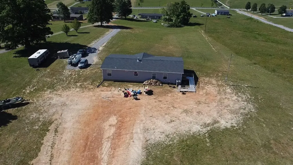 41 Bluebird Lane Kings Mountain KY 40442