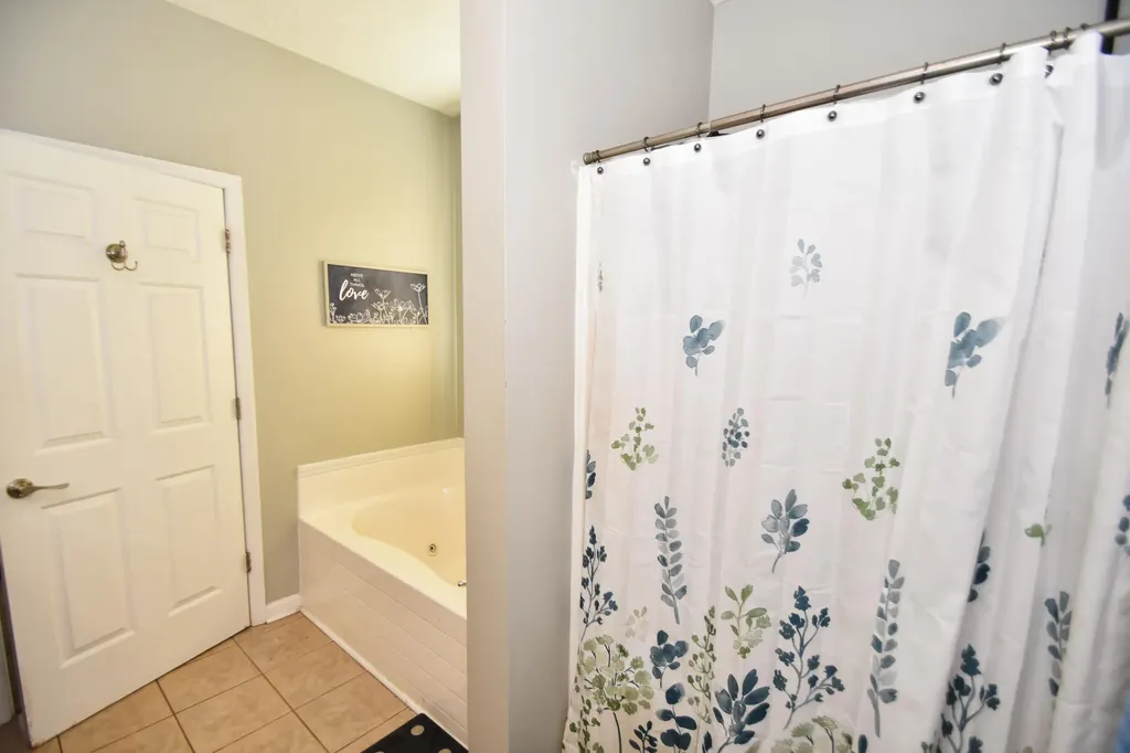 384 Kings Trace Drive Berea KY 40403