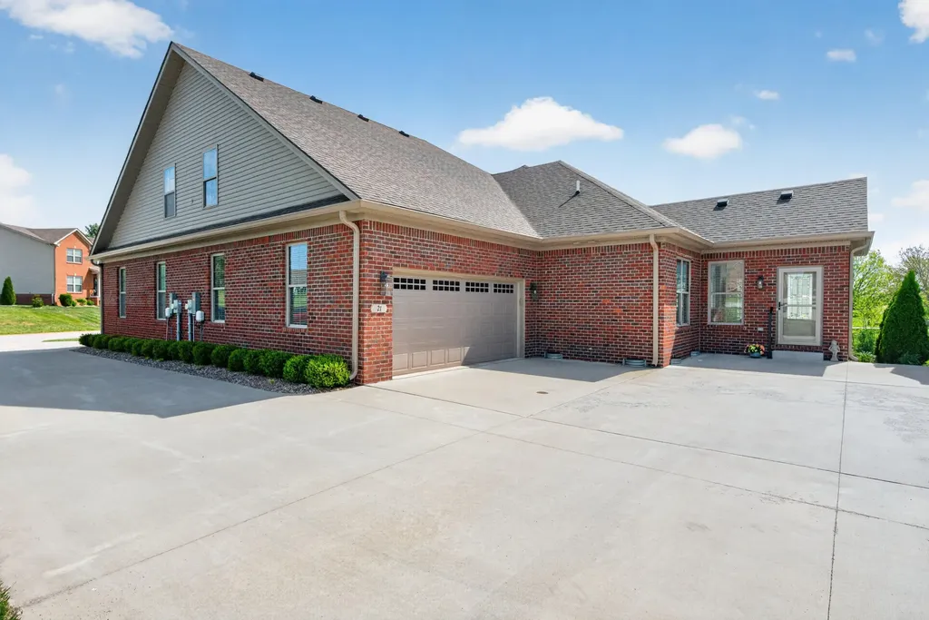 21 Hannah Lane Mt Sterling KY 40353