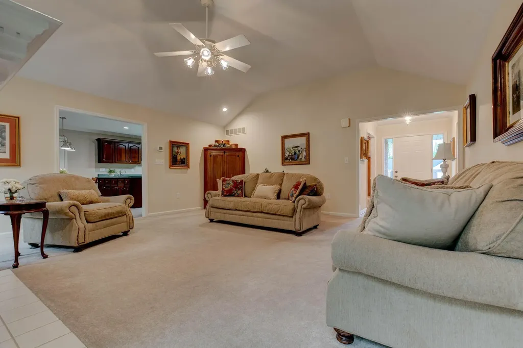 114 Holly Hills Drive Mt Sterling KY 40353