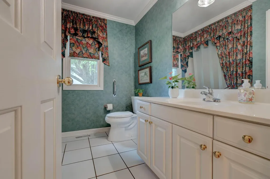 114 Holly Hills Drive Mt Sterling KY 40353