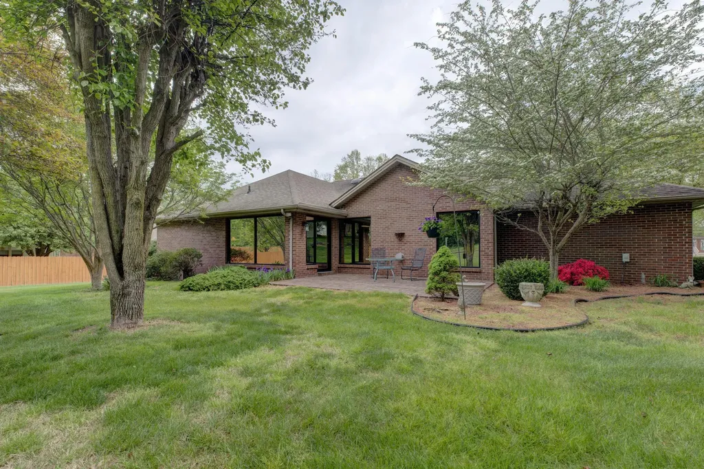 114 Holly Hills Drive Mt Sterling KY 40353