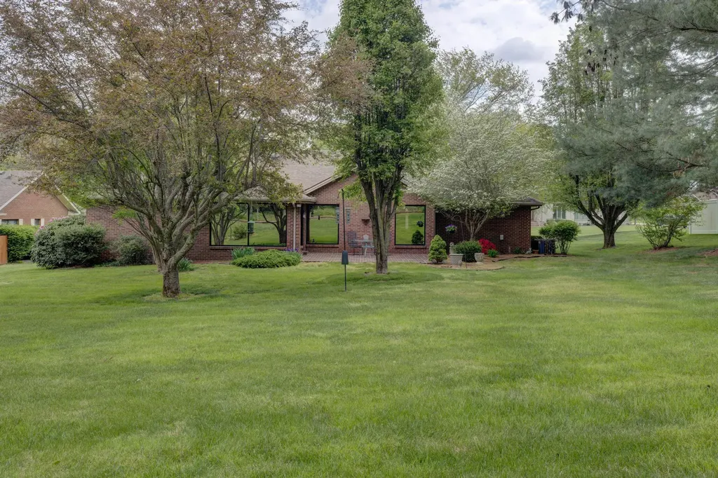 114 Holly Hills Drive Mt Sterling KY 40353