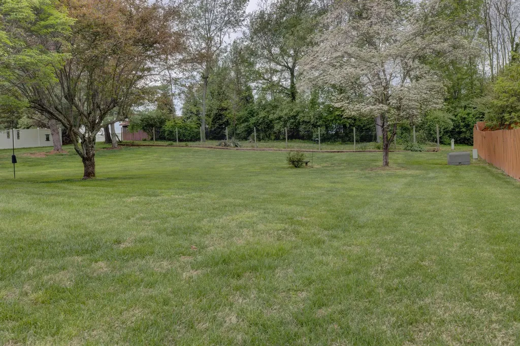 114 Holly Hills Drive Mt Sterling KY 40353