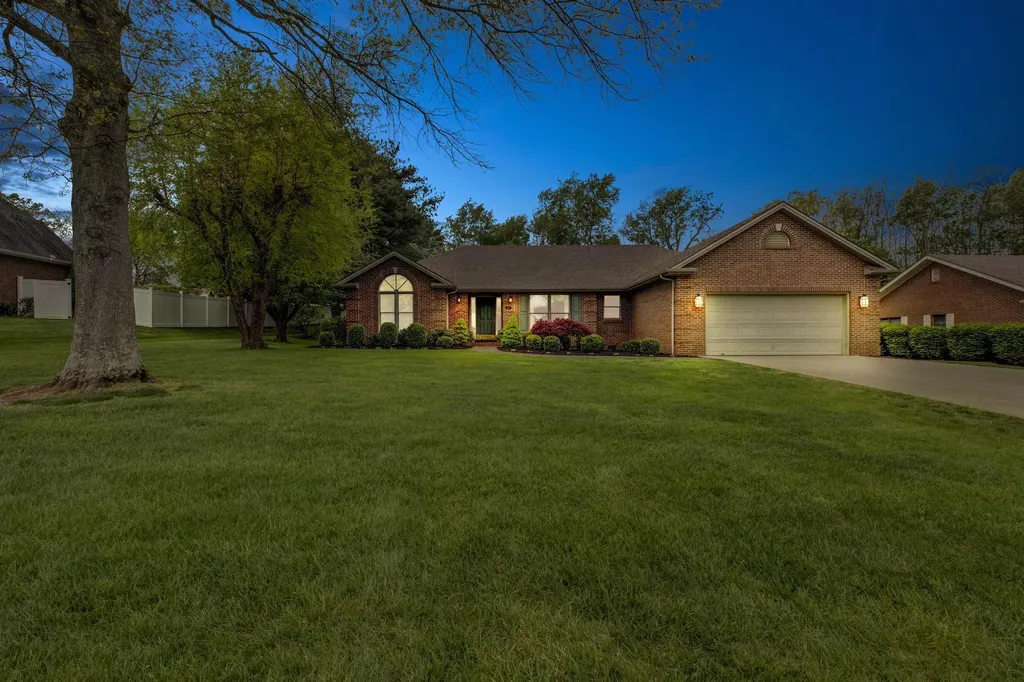 114 Holly Hills Drive Mt Sterling KY 40353