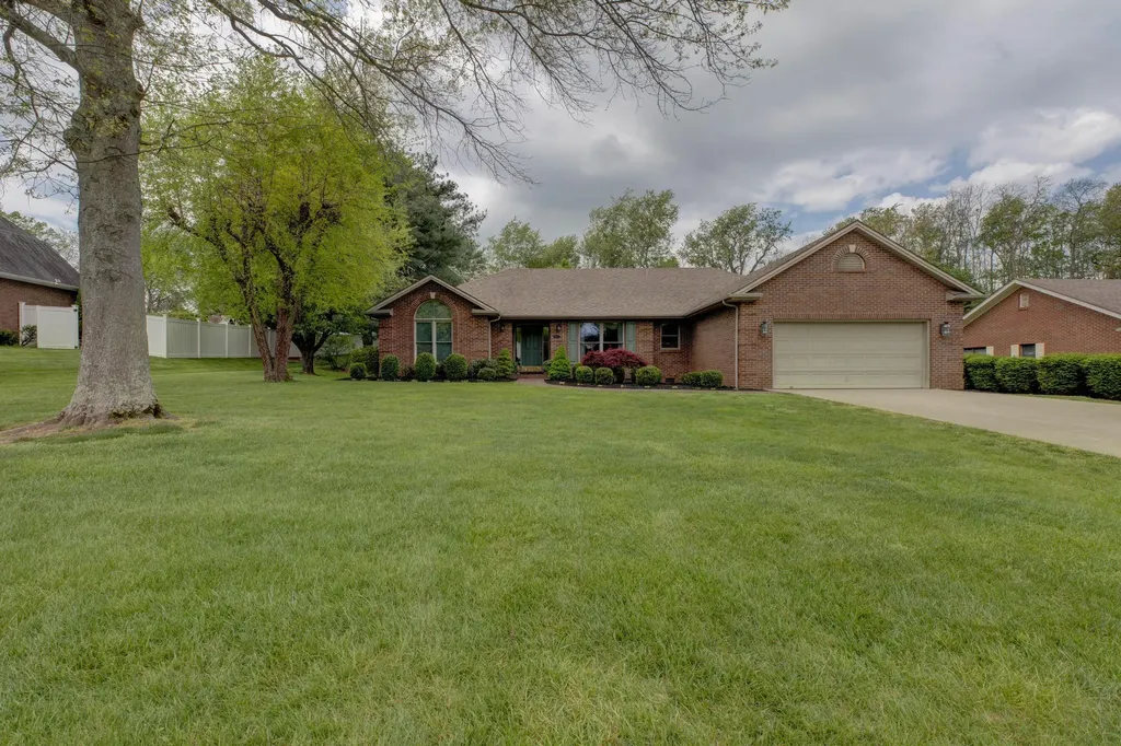 114 Holly Hills Drive Mt Sterling KY 40353