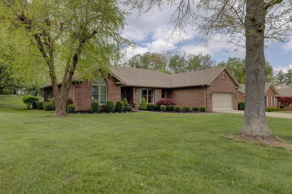 114 Holly Hills Drive Mt Sterling KY 40353