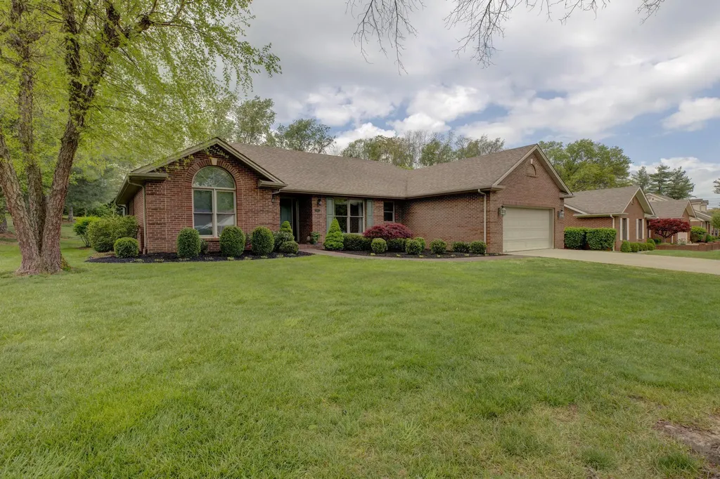 114 Holly Hills Drive Mt Sterling KY 40353