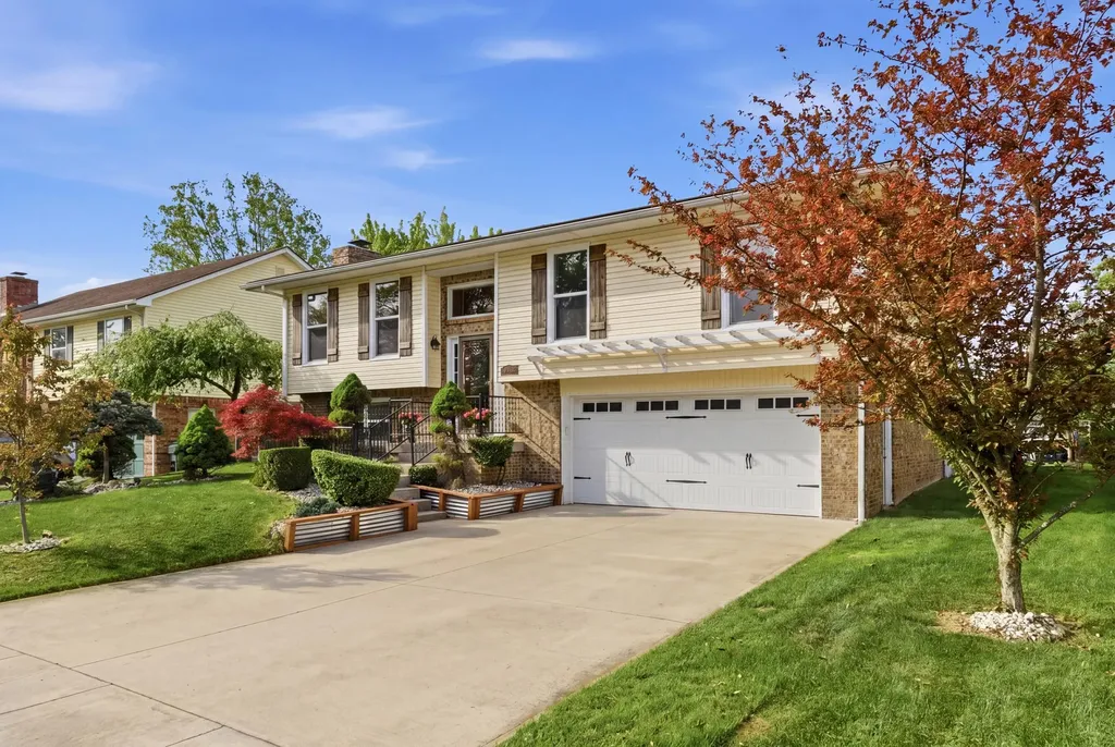 2912 Easthills Drive Lexington KY 40515