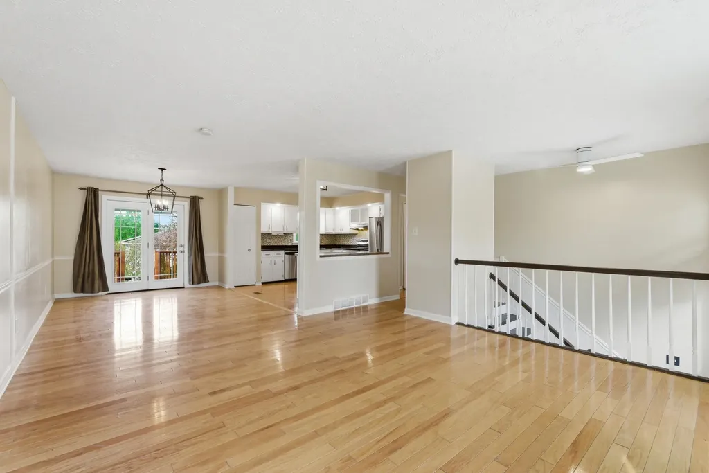 2912 Easthills Drive Lexington KY 40515