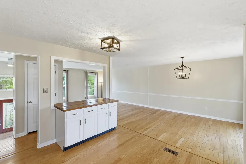 2912 Easthills Drive Lexington KY 40515