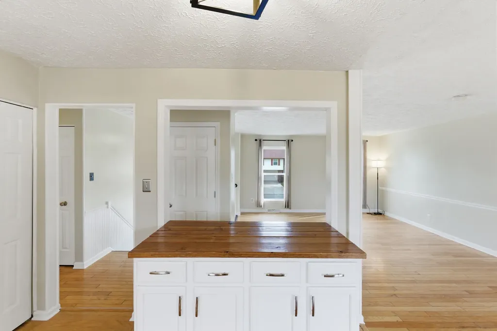 2912 Easthills Drive Lexington KY 40515