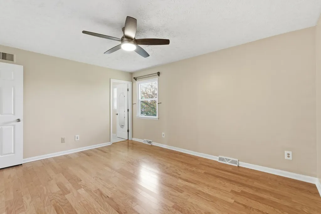 2912 Easthills Drive Lexington KY 40515