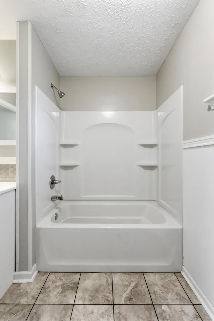 2912 Easthills Drive Lexington KY 40515