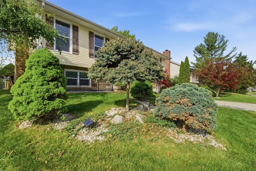2912 Easthills Drive Lexington KY 40515