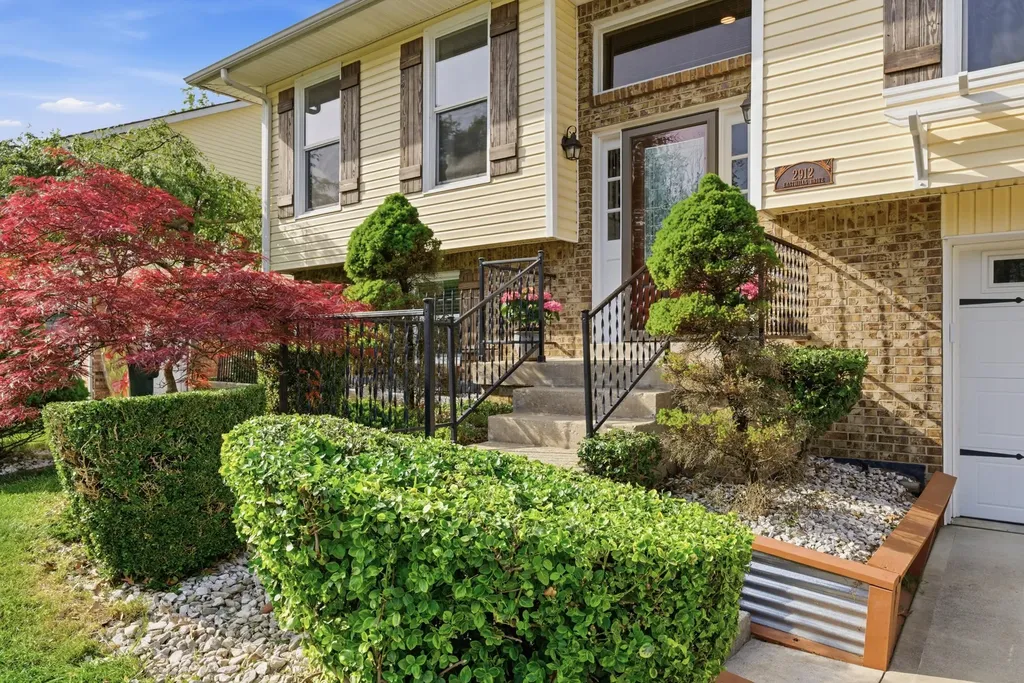 2912 Easthills Drive Lexington KY 40515
