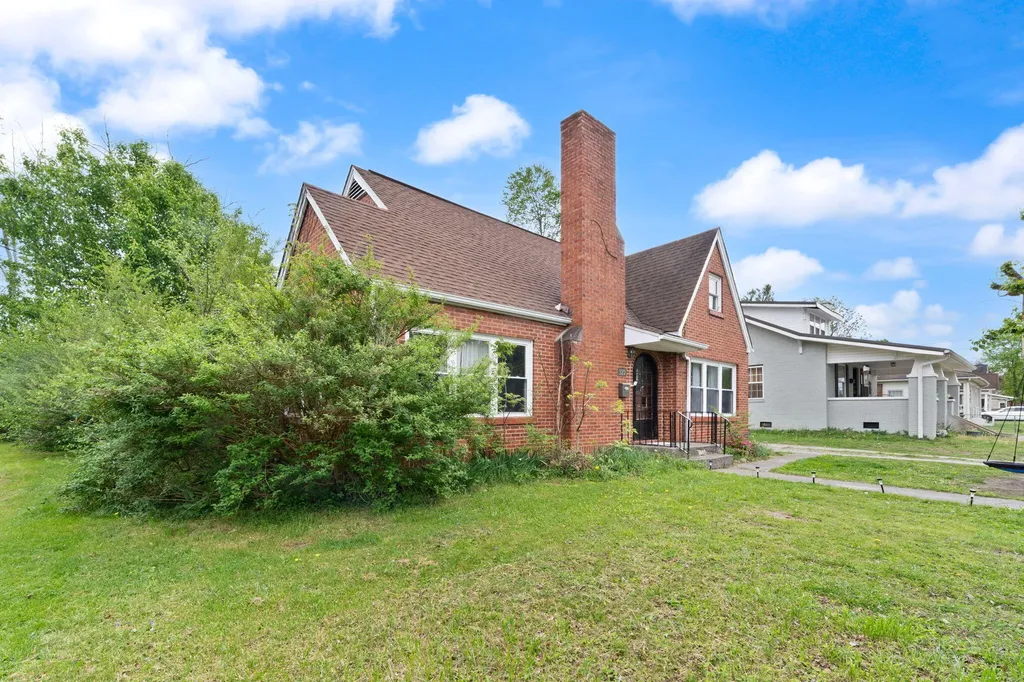 327 Hamlin Avenue Corbin KY 40701