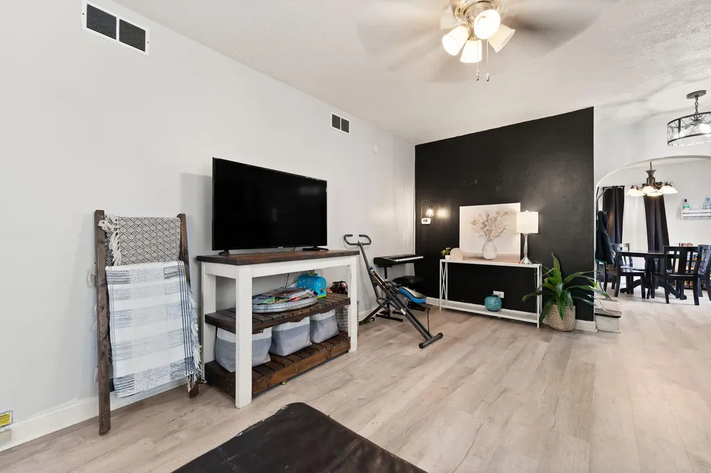 327 Hamlin Avenue Corbin KY 40701