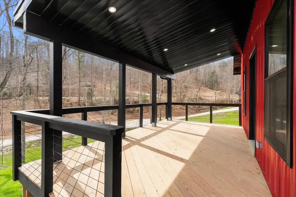 87 Storm Road Stanton KY 40380