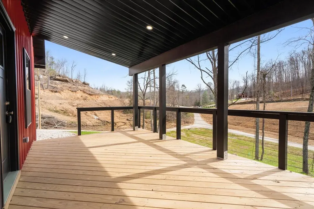 87 Storm Road Stanton KY 40380