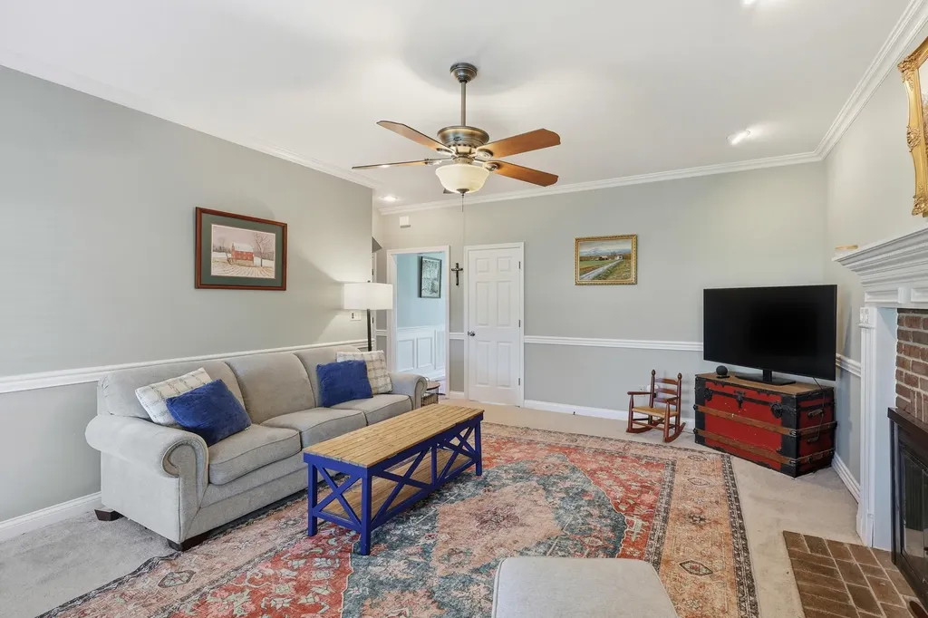 4505 Meadowbridge Court Lexington KY 40515