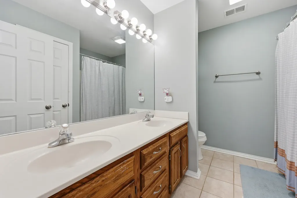 4505 Meadowbridge Court Lexington KY 40515