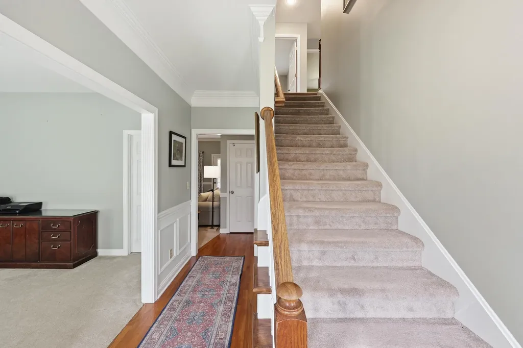 4505 Meadowbridge Court Lexington KY 40515
