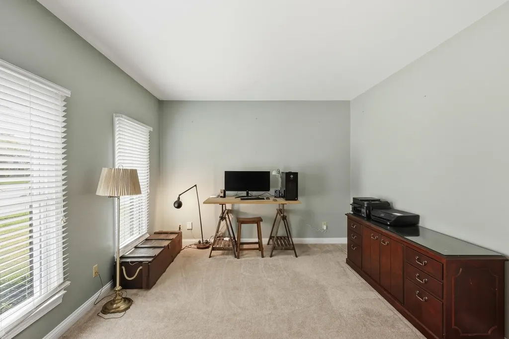 4505 Meadowbridge Court Lexington KY 40515