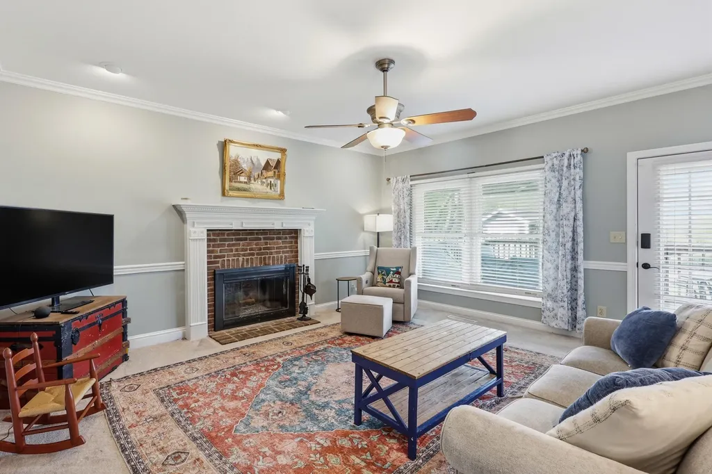 4505 Meadowbridge Court Lexington KY 40515