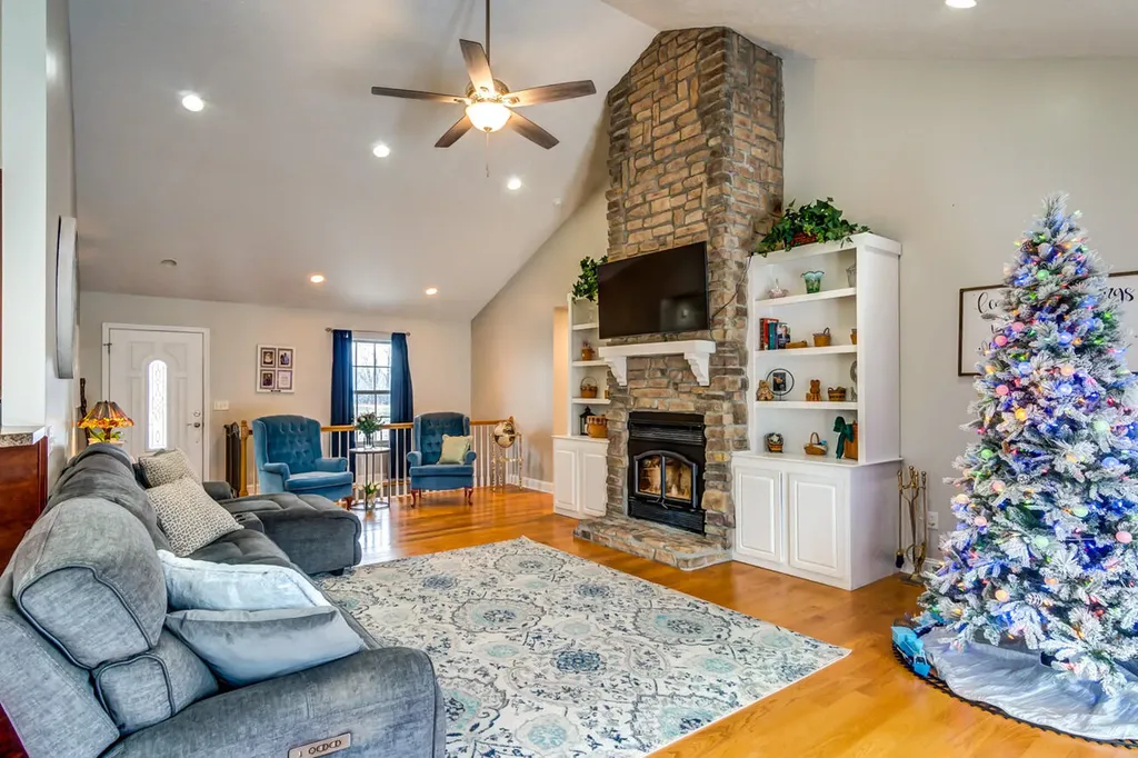 3001 Noble Court Waco KY 40385