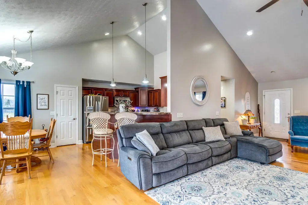 3001 Noble Court Waco KY 40385