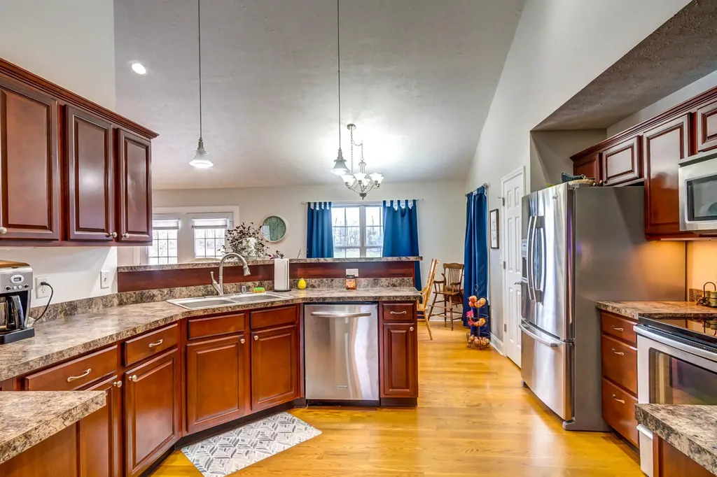 3001 Noble Court Waco KY 40385