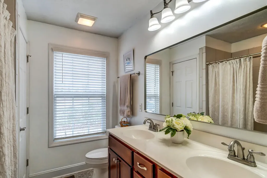 3001 Noble Court Waco KY 40385