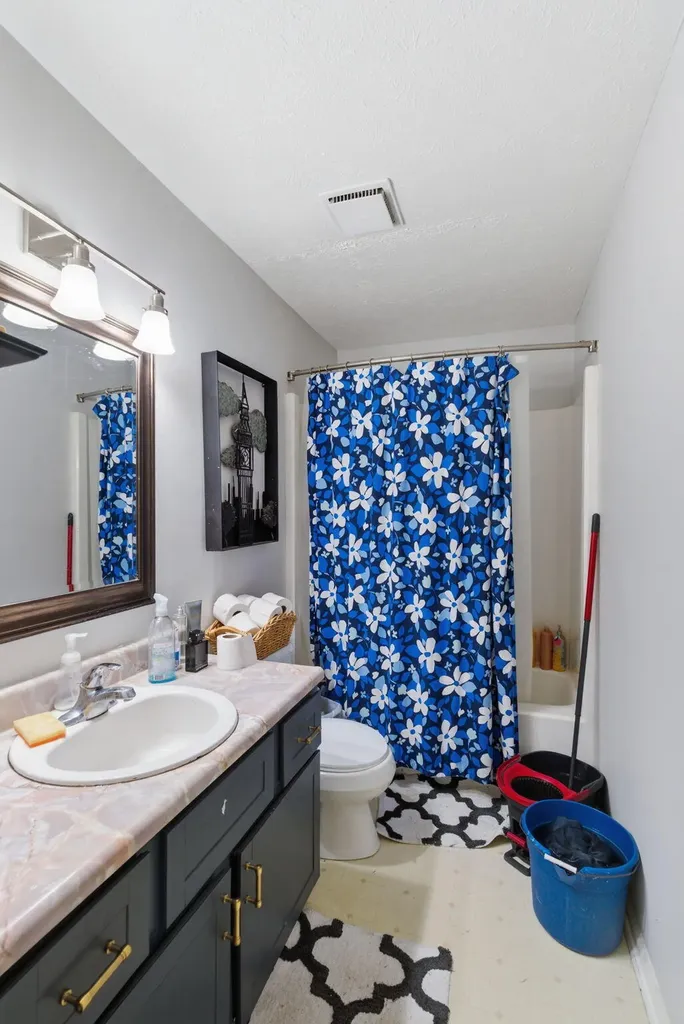 388 Redding Road Lexington KY 40517