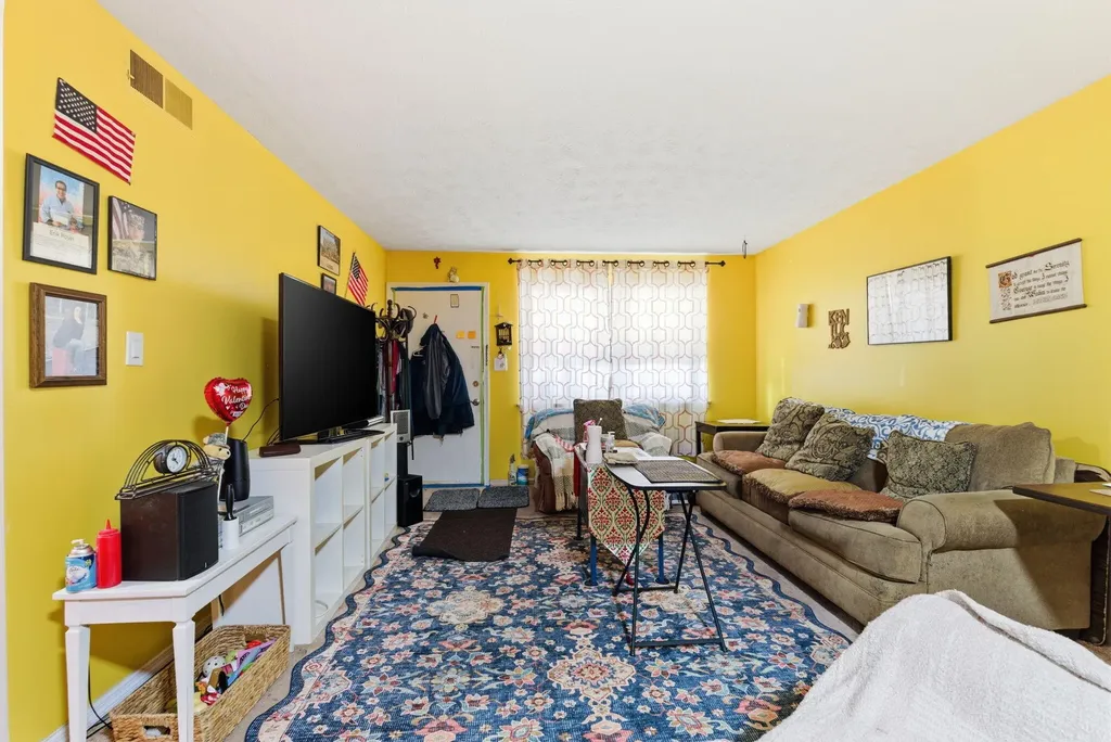 388 Redding Road Lexington KY 40517