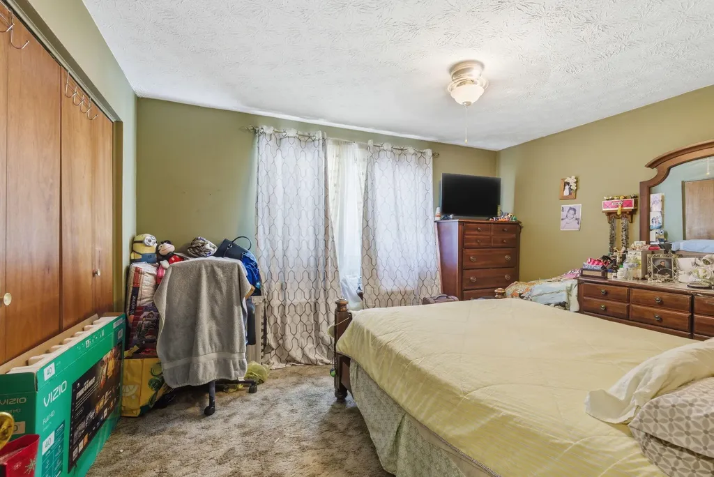388 Redding Road Lexington KY 40517