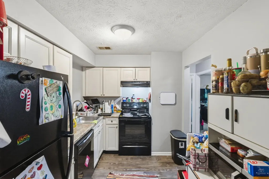 388 Redding Road Lexington KY 40517