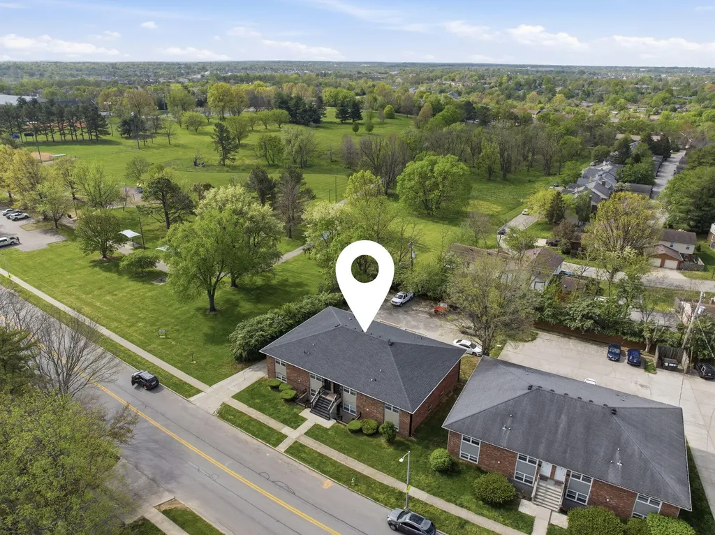 388 Redding Road Lexington KY 40517