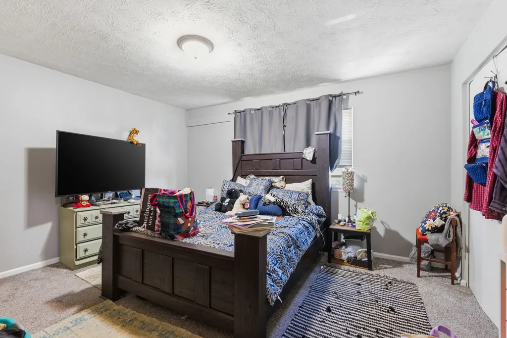 388 Redding Road Lexington KY 40517