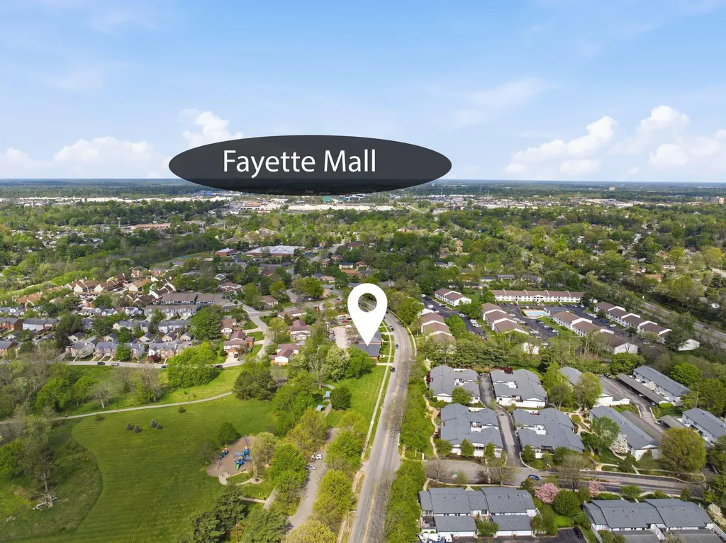 388 Redding Road Lexington KY 40517